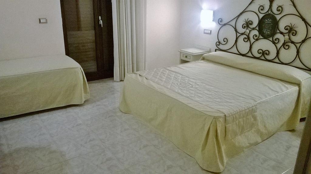 Hotel Ginevra Poggiomarino Cameră foto